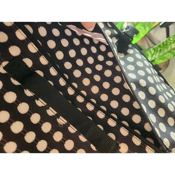 NWOT Skip Hop Pronto Baby Changing Station & Diaper Clutch - Polka Dot - Picture 8 of 16